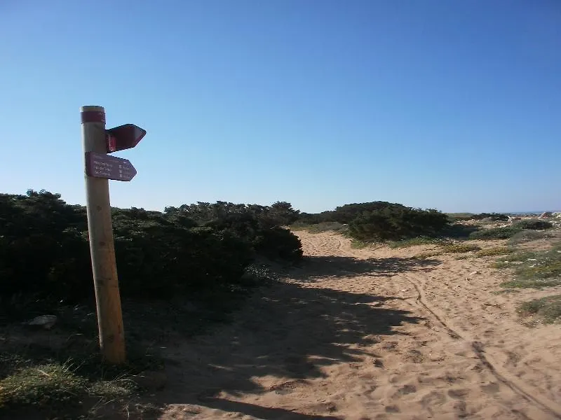 Las Brisas I & II Cala en Bosch Hotel